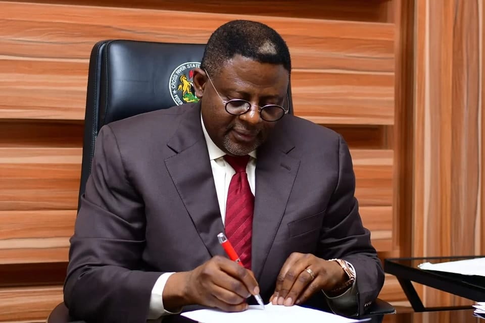 Governor Otu redeploys, appoints 17 SAs, SSAs, PAs