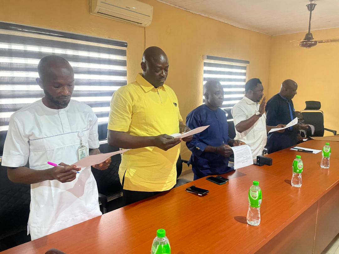 OBUDU LOCAL GOVERNMENT COUNCIL CHAIRMAN SWEARS IN ADDITIONAL NEW EXECUTIVE MEMBERS, CHARGES THEM TO SERVE WITH DILIGENCE