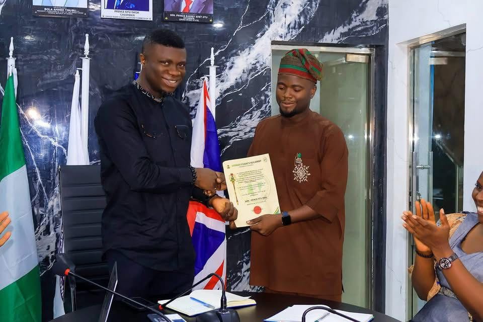 CRIDCOM Chairman Receives Lifetime Achievement Award and Ambassadorial Honour from Nigerian Students’ Parliament