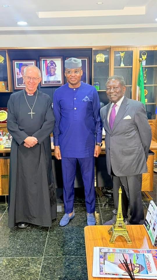Gov. Otu Hosts Former  Canterbury Archbishop, Justin Welby, in Calabar