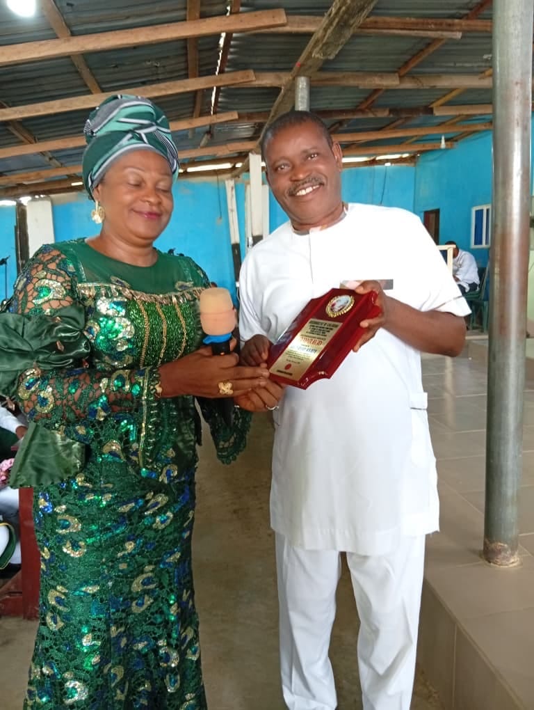 ‎CROSS RIVER STATE DIRECTOR OF INFORMATION, DAVID AKATE, BAGS SELFLESS SERVICE AWARD
