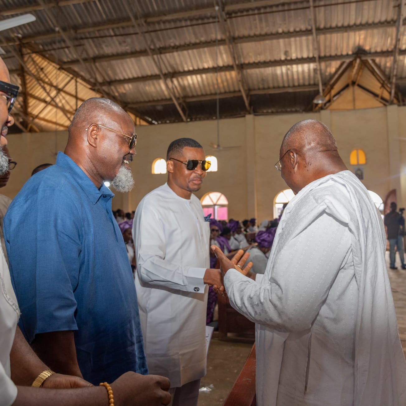 Gov Otu Pays Tribute as Gen. Undiandeye’s Mother-in-Law Goes Home