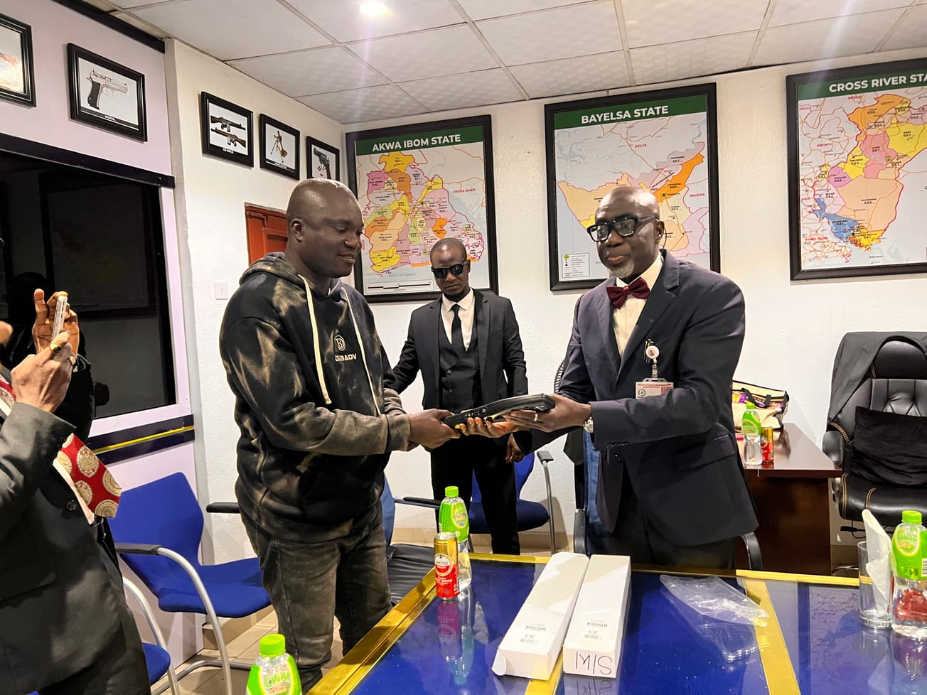 South-South: NCCSALW Presents Scanners to Calabar Boat Operators to Check Arms Trafficking