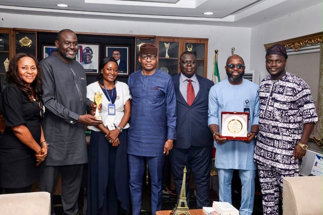 Odey Hails CRGIA Over National GovTech Awards